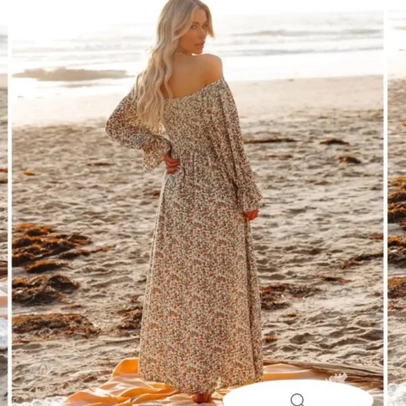 Vici Anella Smocked Dress - Picture 2 of 4